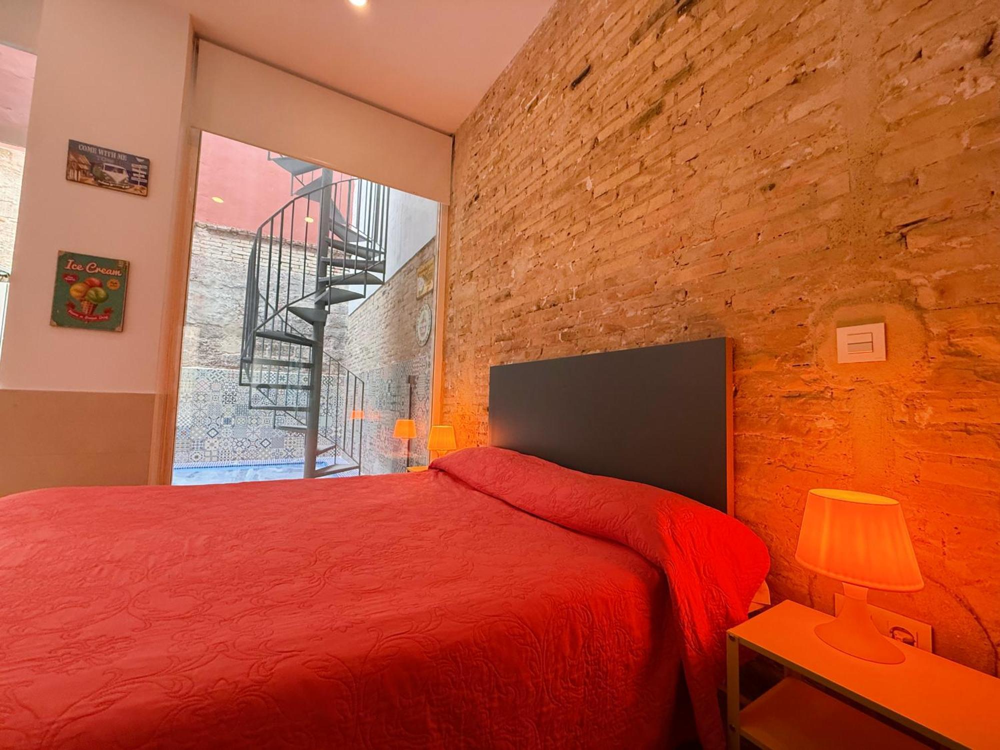 Loft Independiente Con Piscina Compartida En Centro De Valencia Ngoại thất bức ảnh